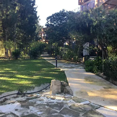 Apartamento Paradise Garden 4, Kato