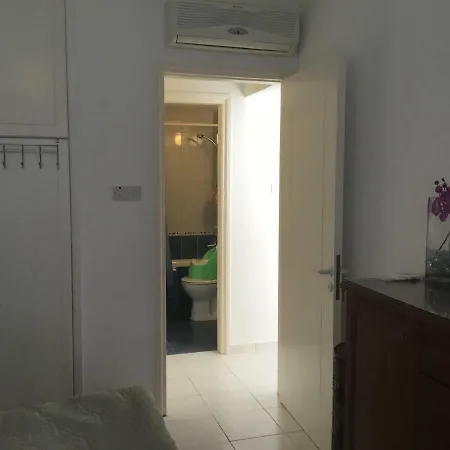 Paradise Garden 4, Kato Apartamento